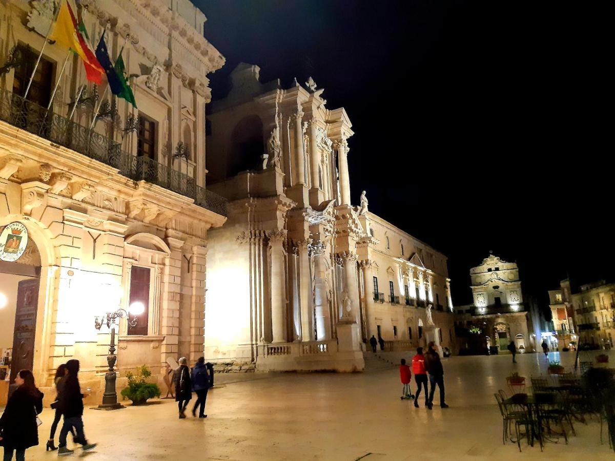 Elegante Appartamento In Palazzo Storico Ortigia سيراكوزا المظهر الخارجي الصورة