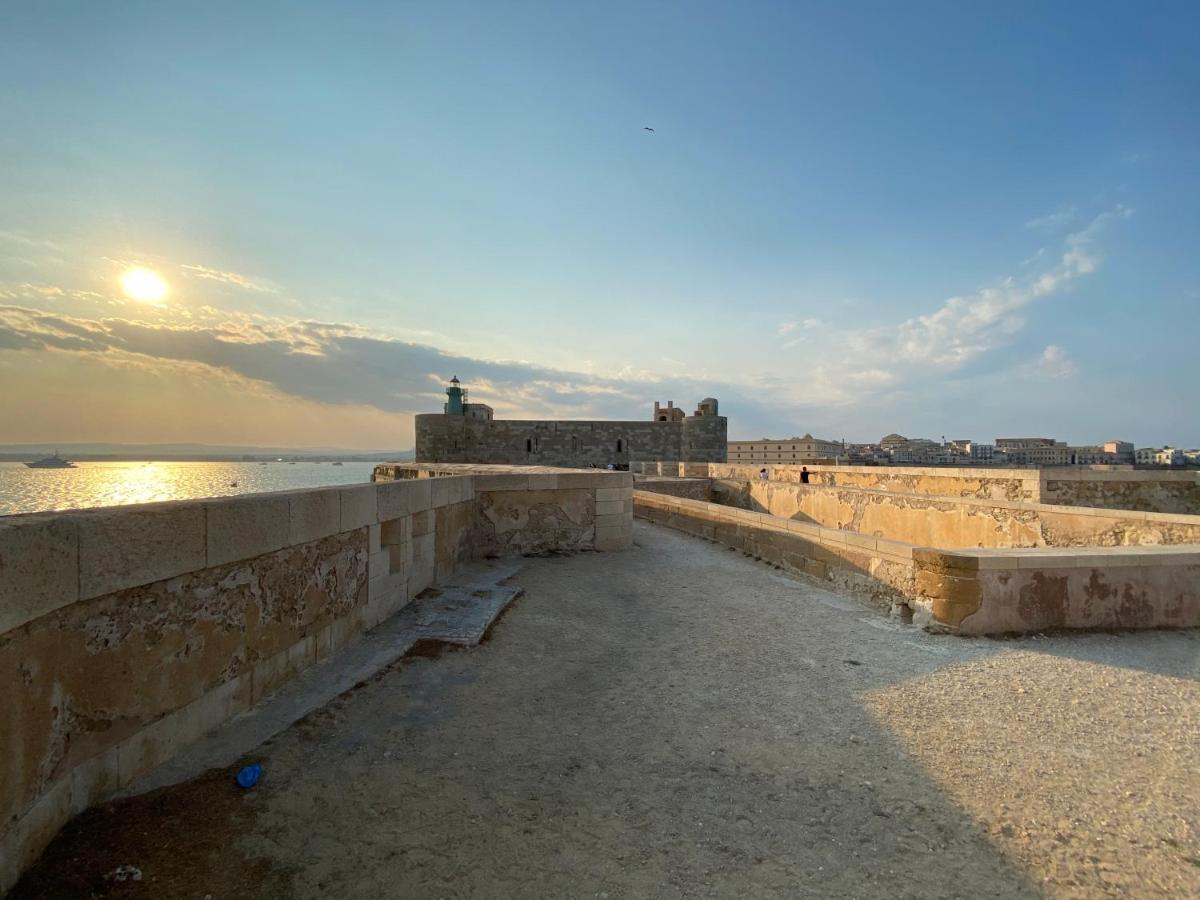 Elegante Appartamento In Palazzo Storico Ortigia سيراكوزا المظهر الخارجي الصورة