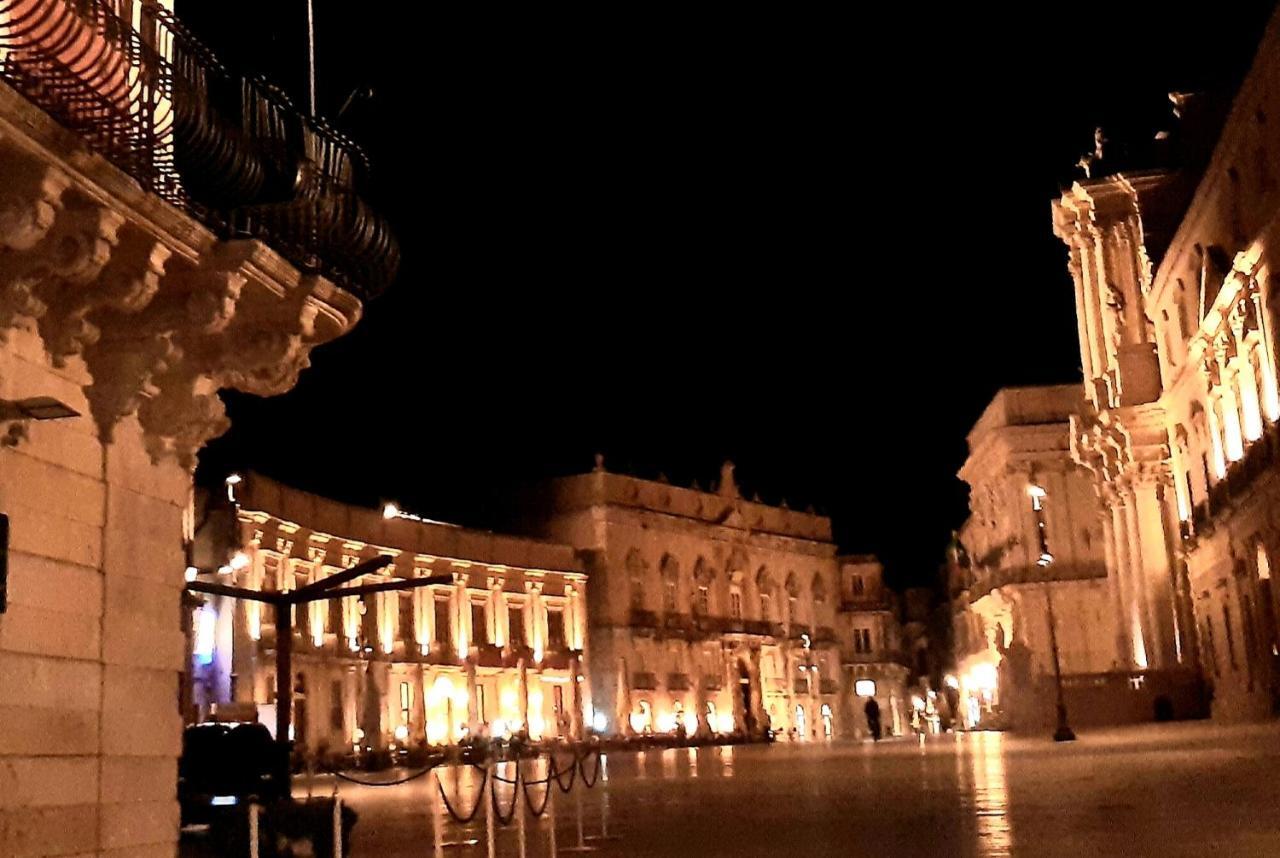 Elegante Appartamento In Palazzo Storico Ortigia سيراكوزا المظهر الخارجي الصورة